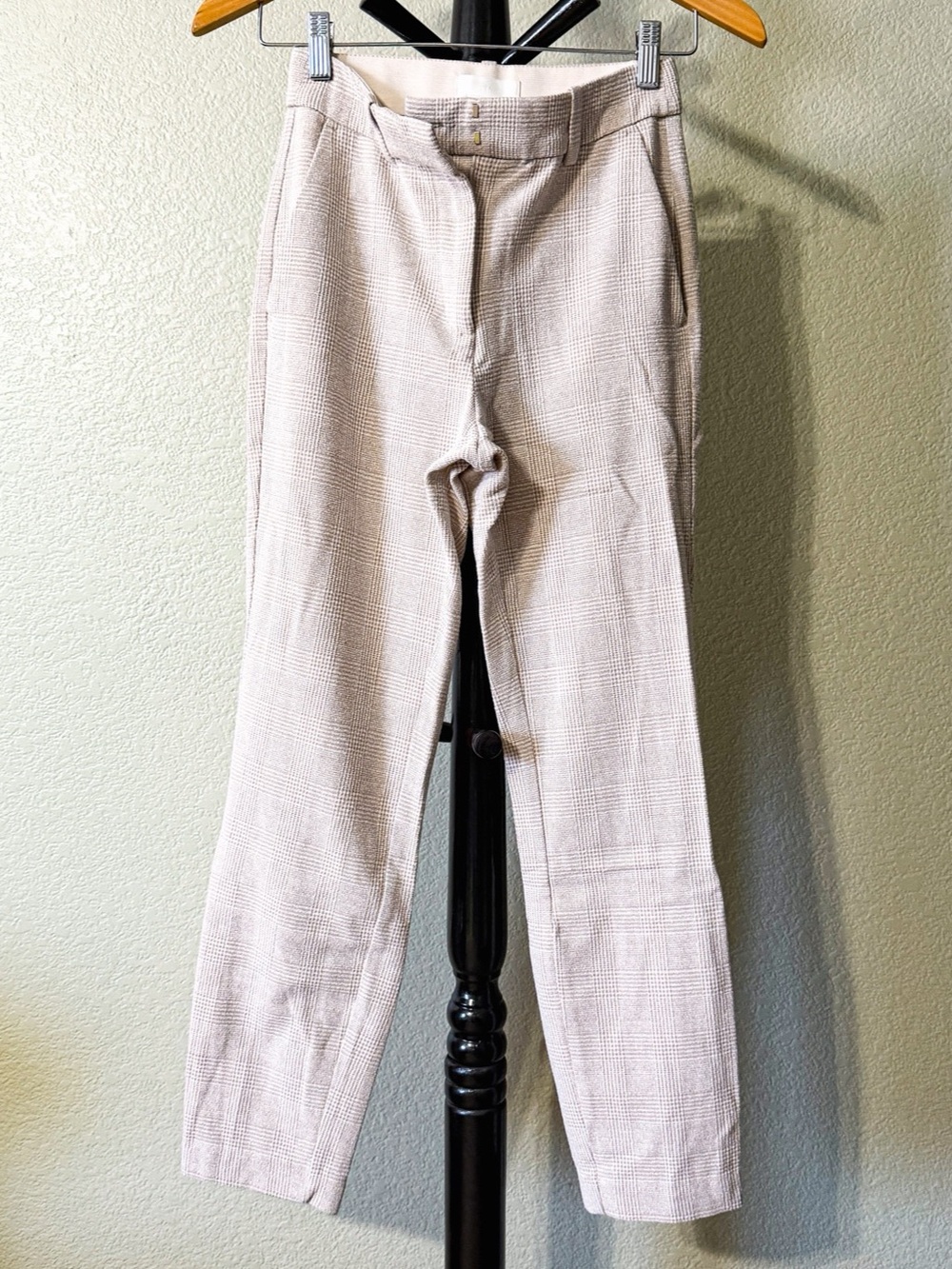 H&M Plaid Straight Leg Trousers in Cream & White